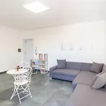 Residenza Ariera 게스트하우스 *